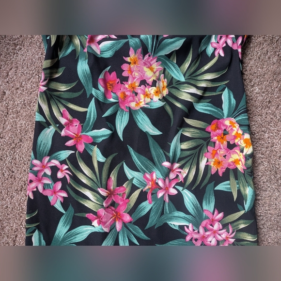 AB Studio Tropical Plumeria Floral Black Sheath Dress Size 8 - Picture 4 of 11